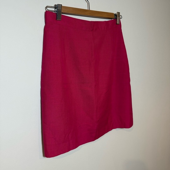 Elegant Pink Skirt - Picture 3 of 8